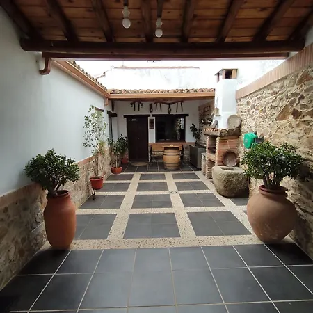 La Carriona Сasa de vacaciones Segura de León