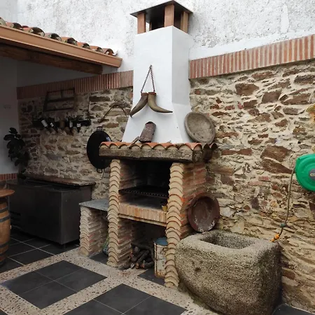 Сasa de vacaciones La Carriona Segura de León
